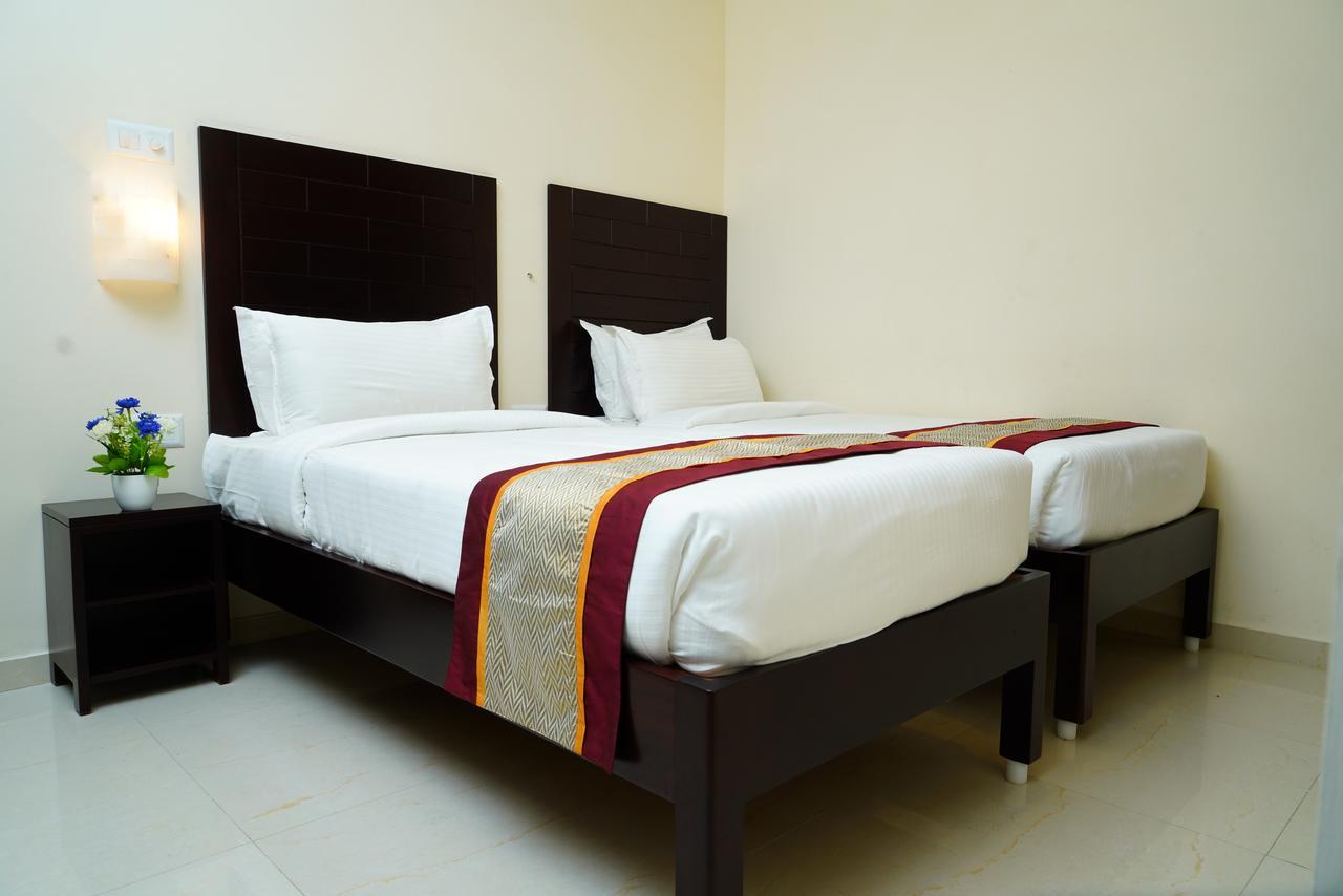 Five Falls Resort Kuttālam 외부 사진