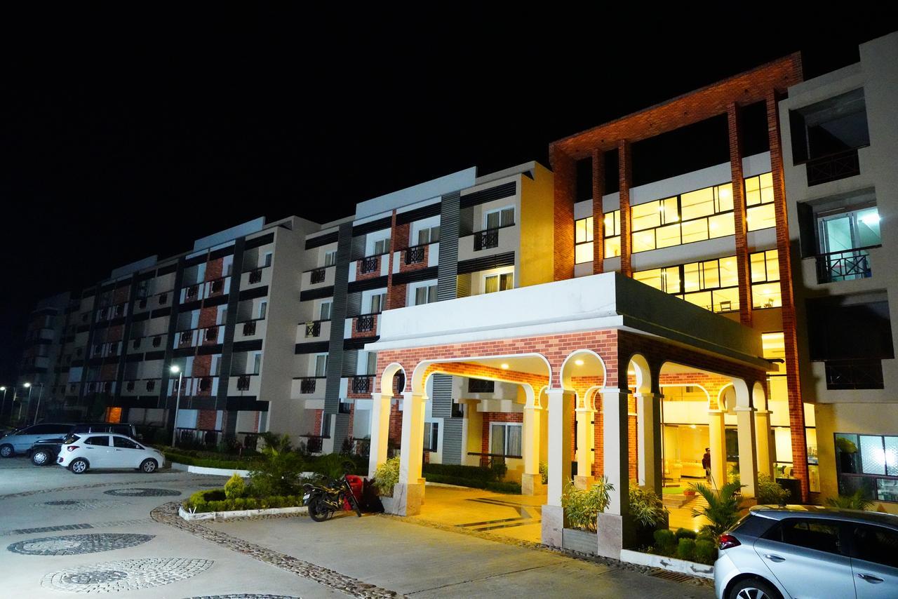 Five Falls Resort Kuttālam 외부 사진