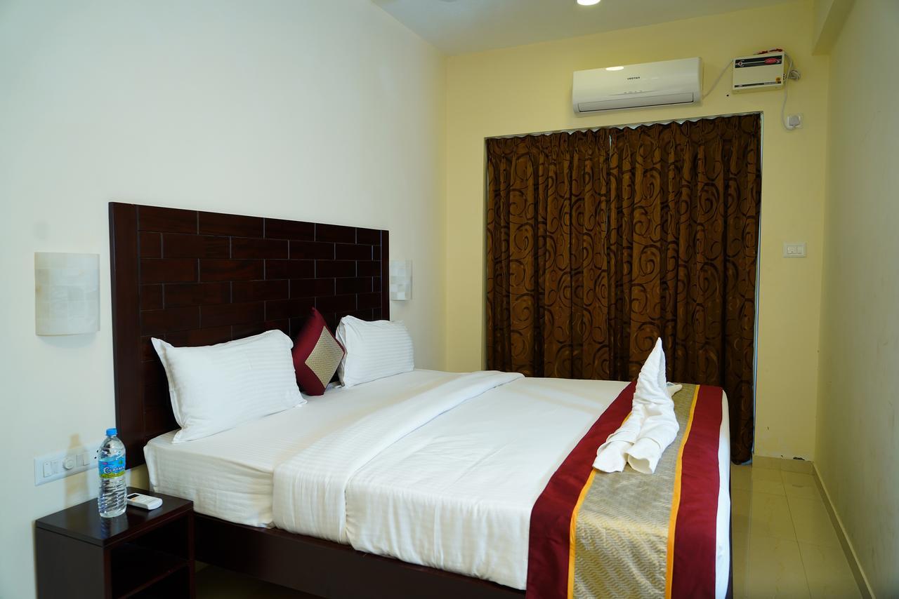 Five Falls Resort Kuttālam 외부 사진