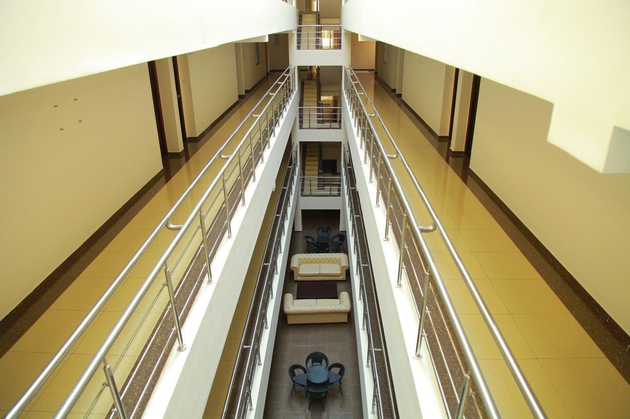 Five Falls Resort Kuttālam 외부 사진