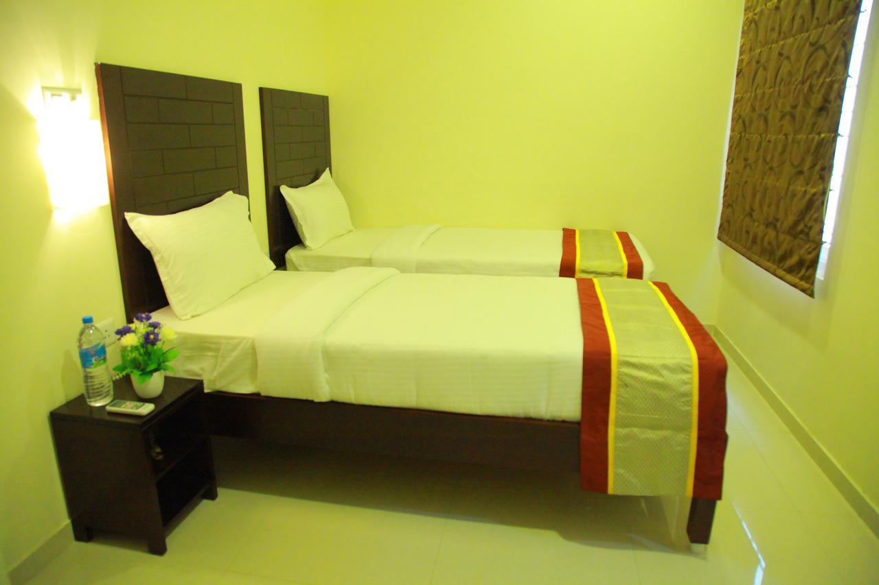 Five Falls Resort Kuttālam 외부 사진